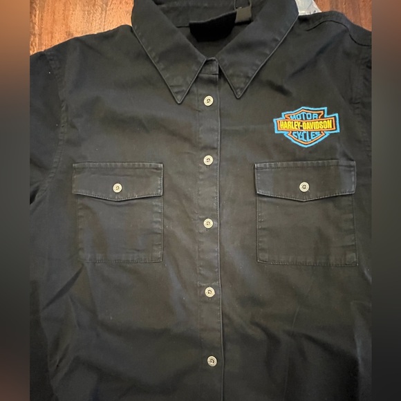 Harley Davidson Women’s Collared long sleeve - Picture 5 of 10